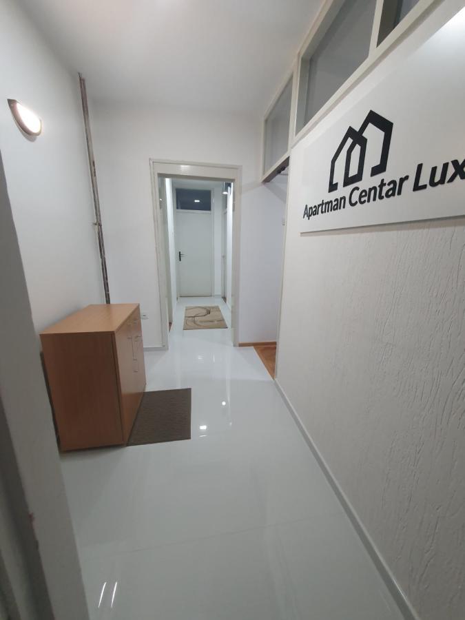 Apartman Centar Lux Apartment Pirot Exterior foto